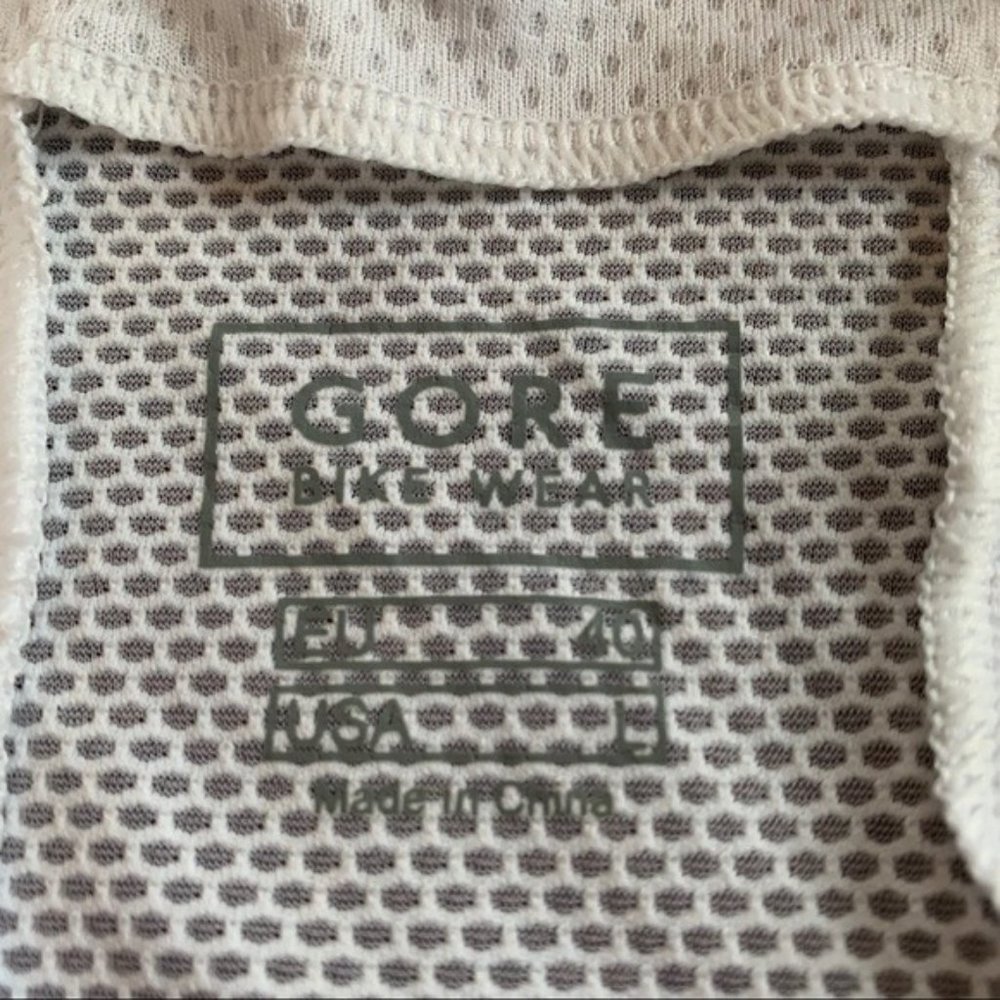 Gore bike wear women’s top size large worn once - Picture 5 of 6